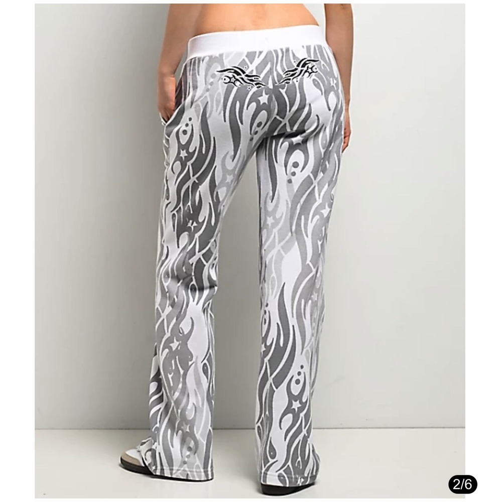 Ninth Hall Zellie White Sweatpants – Size Medium – NWT - Picture 2 of 5